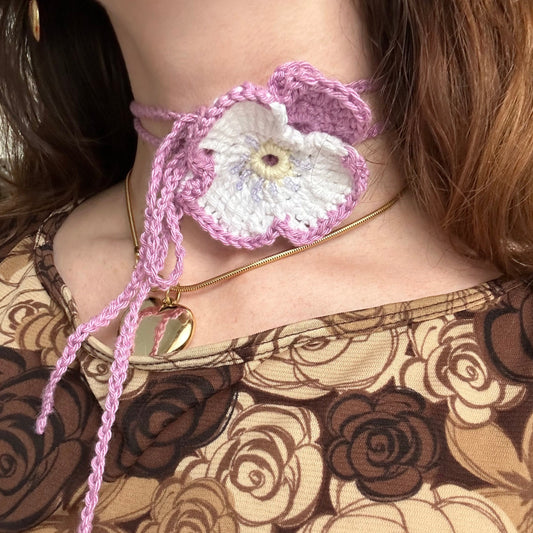 Pansy Choker